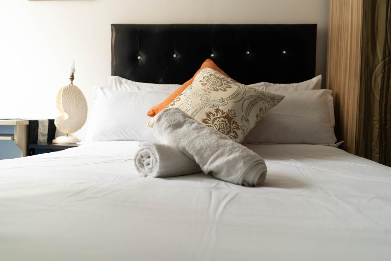 Albrine Lodge Bellville Buitenkant foto